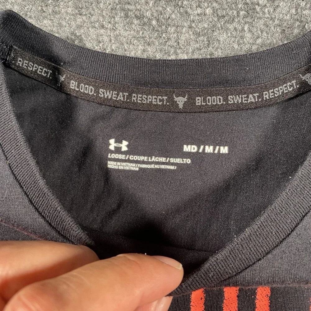 Under Armour Project Rock Mens Medium Shirt Blood Sweat Respect Spellout Gym